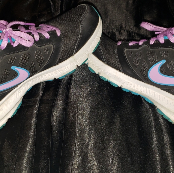 EUC Nike Downshift 6 - Picture 7 of 9